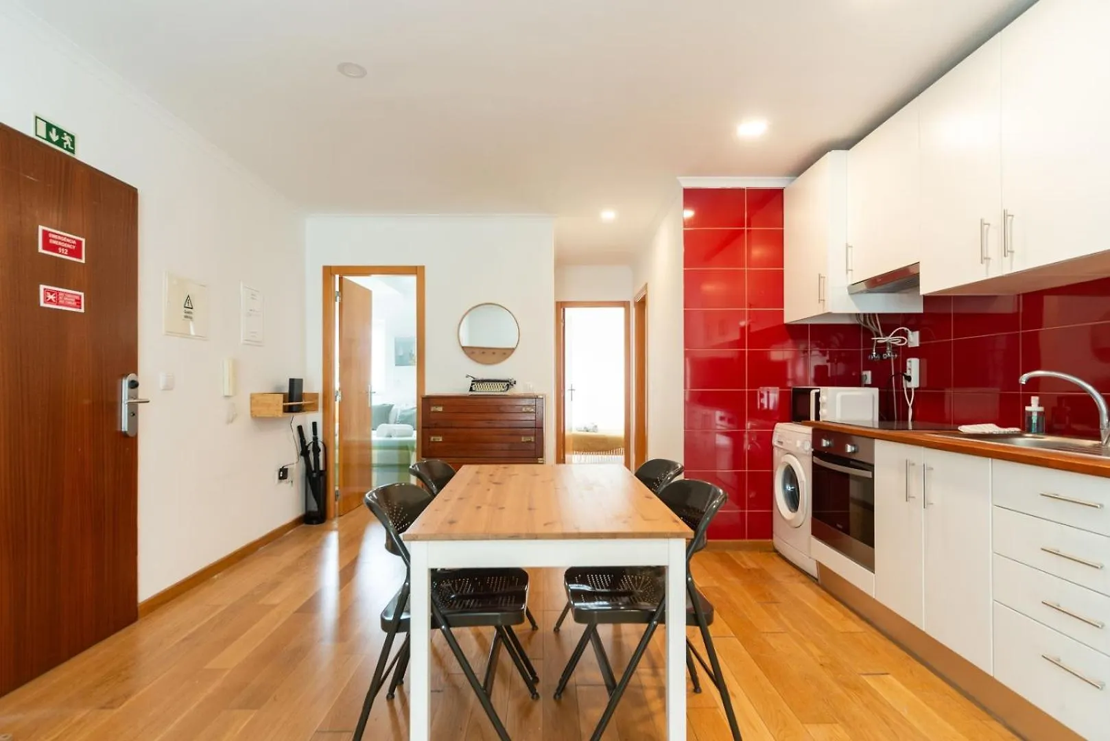 Apartment Apt With A Cozy Private Terrace Specially At Night Lisbon